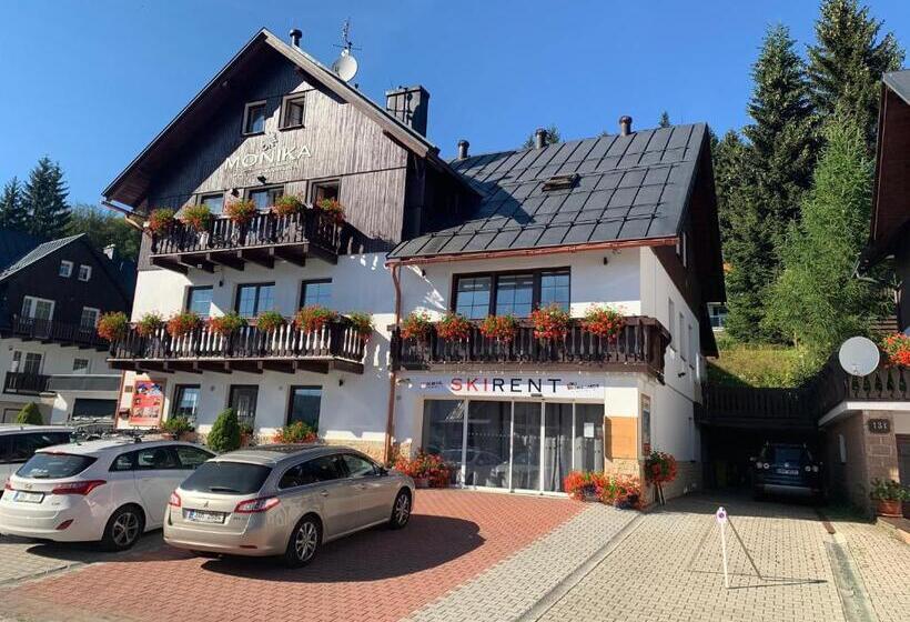 Pension And Apartments Monika