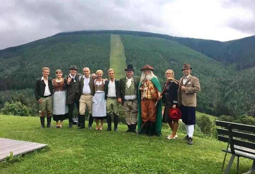 Pension And Apartments Monika