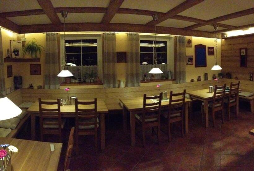 Pension And Apartments Monika