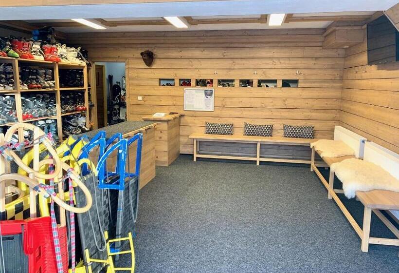 Pension And Apartments Monika