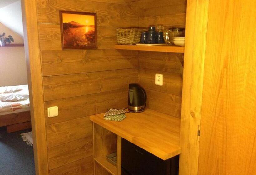 Pension And Apartments Monika