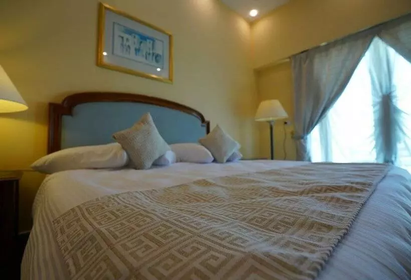 Hotelli Counsel Beach New Alamein