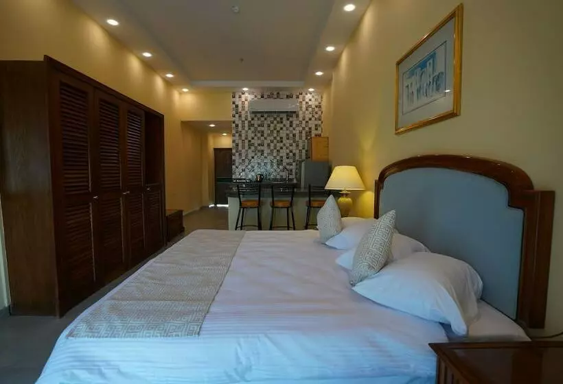 Hotelli Counsel Beach New Alamein