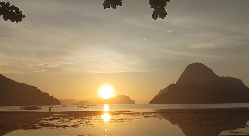 Aamiaismajoitus (B&B) Forest Camp El Nido