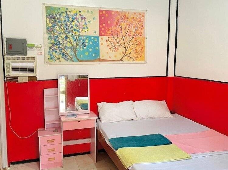 Aamiaismajoitus (B&B) Forest Camp El Nido