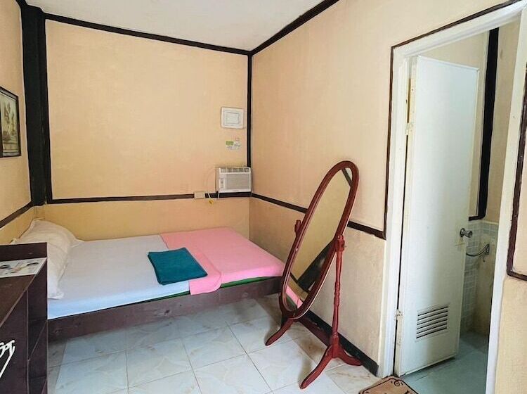 Aamiaismajoitus (B&B) Forest Camp El Nido