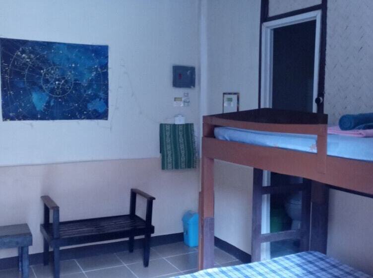 Aamiaismajoitus (B&B) Forest Camp El Nido