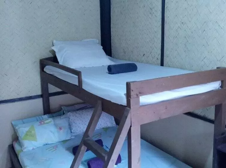 ベッドアンドブレックファースト Forest Camp El Nido