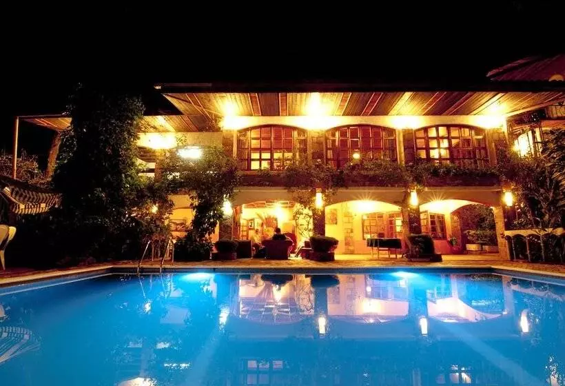 هتل Hôtel Clos Des Limbas