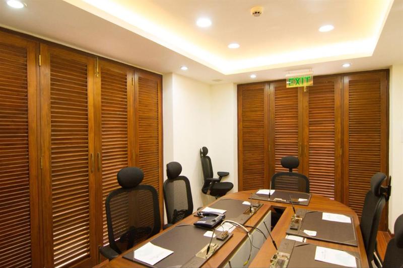 Acron Waterfront Resort