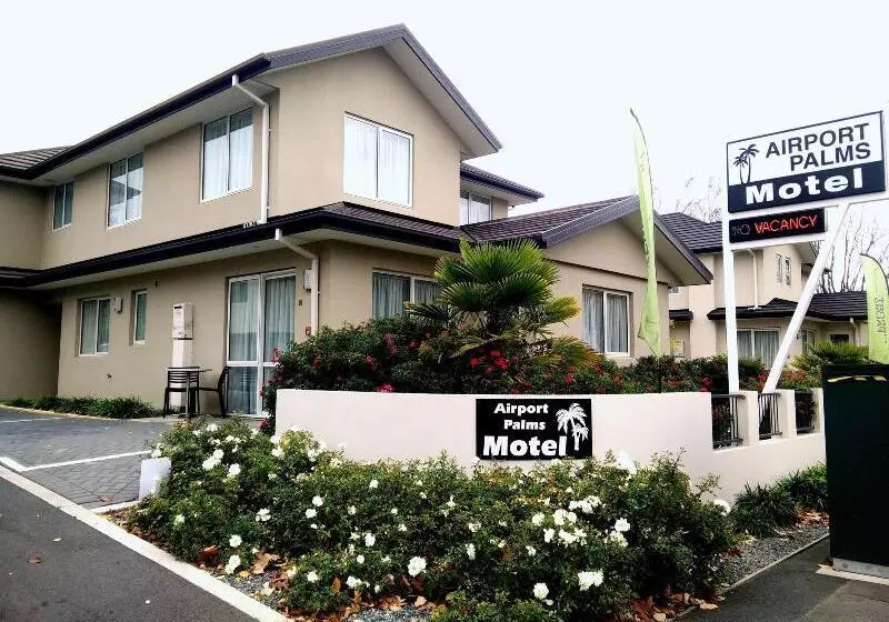 Airport Palms Motel