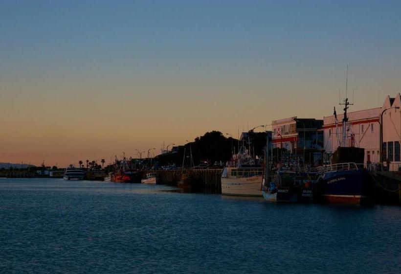 旅馆 Stables Lodge Backpackers