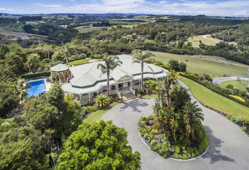 ベッドアンドブレックファースト Matakana Country Lodge