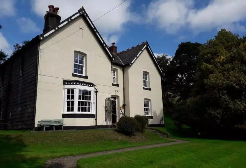 ベッドアンドブレックファースト The Old Vicarage