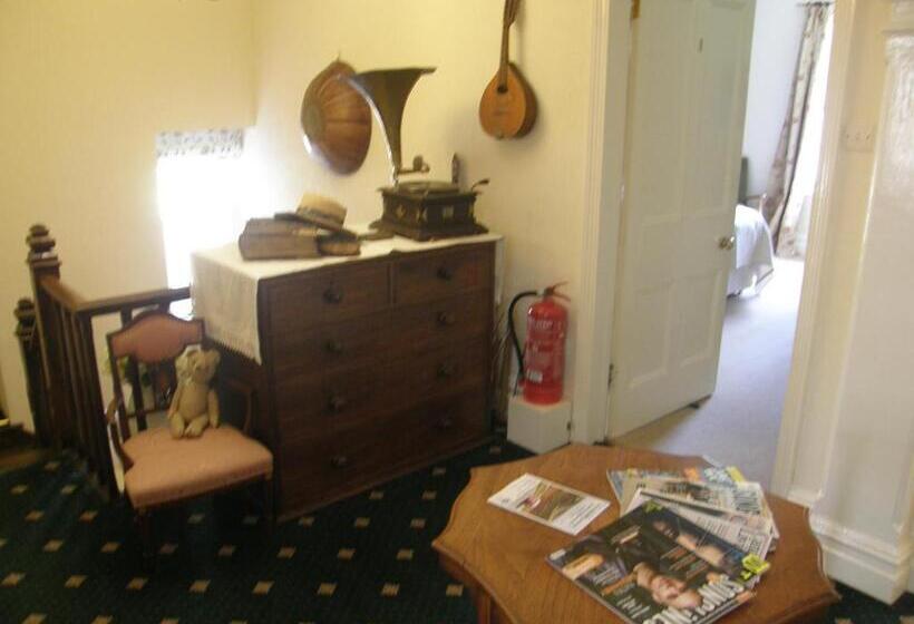 住宿加早餐  The Old Vicarage