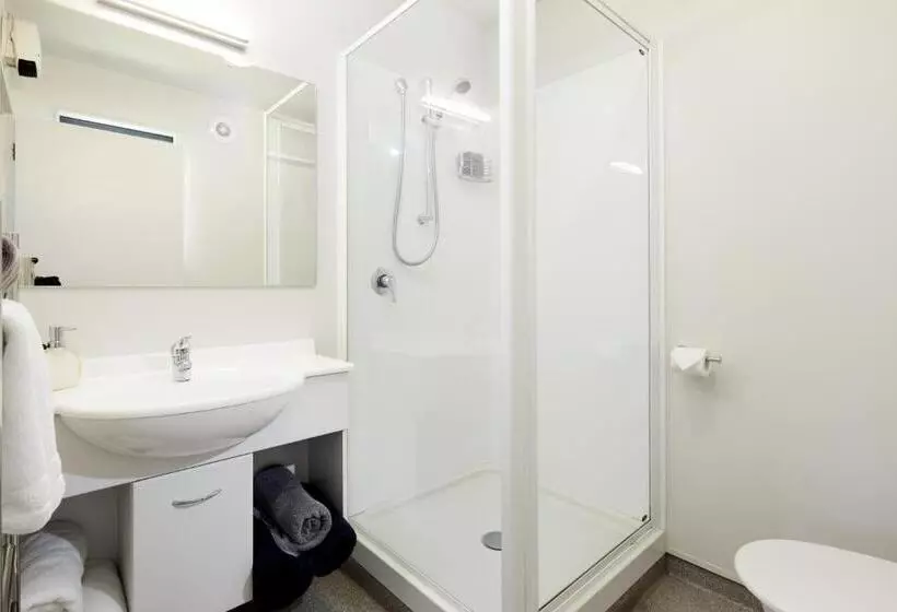 Blenheim Palms Motel