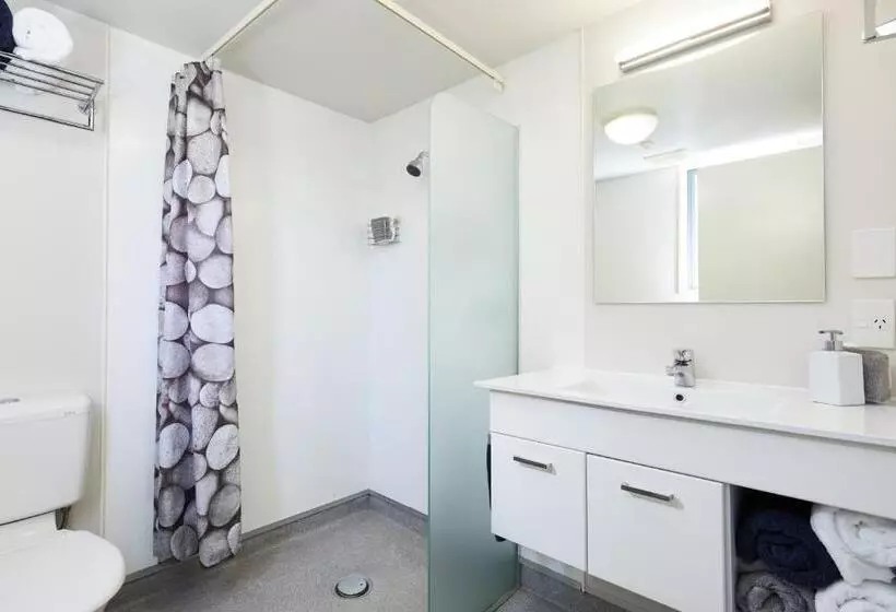 Blenheim Palms Motel