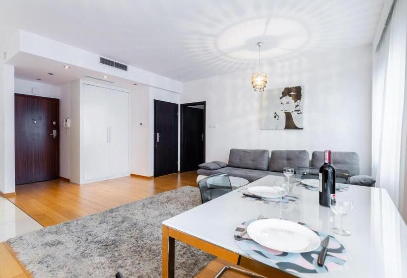 Chopin Apartments   Platinum Towers