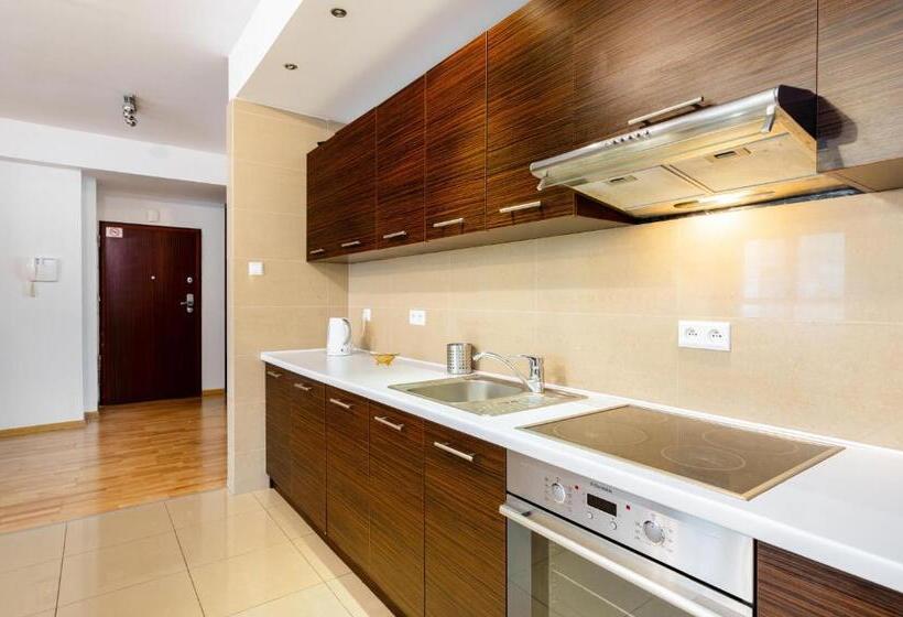 Chopin Apartments   Platinum Towers