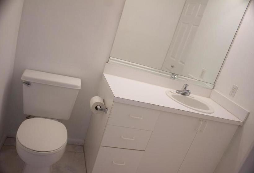 Collins Apartments By Design Suites Miami