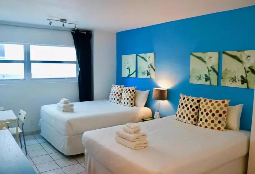 Collins Apartments By Design Suites Miami