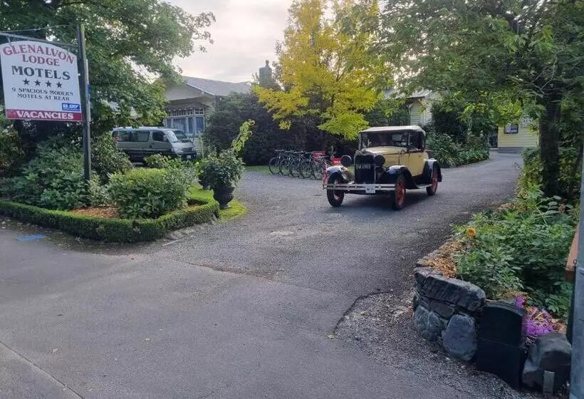 Glenalvon Lodge Motel