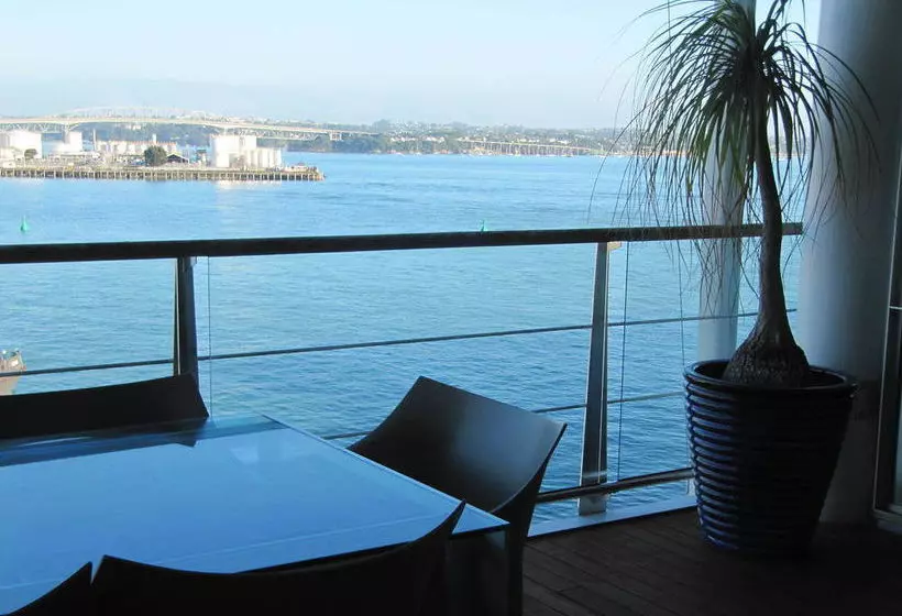 فندق Auckland Waterfront Serviced Apartments On Prince S Wharf