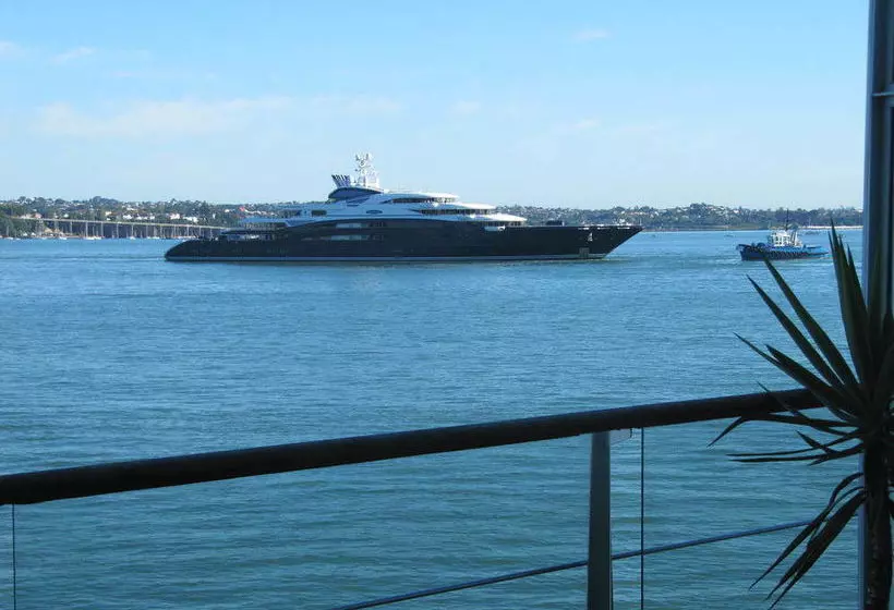 فندق Auckland Waterfront Serviced Apartments On Prince S Wharf