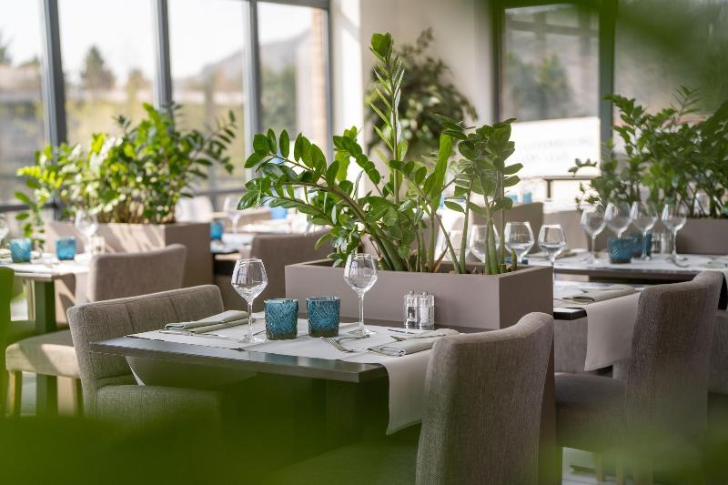 هتل Azur En Ardenne