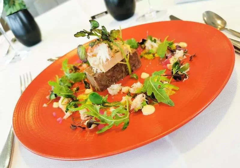 هتل Azur En Ardenne