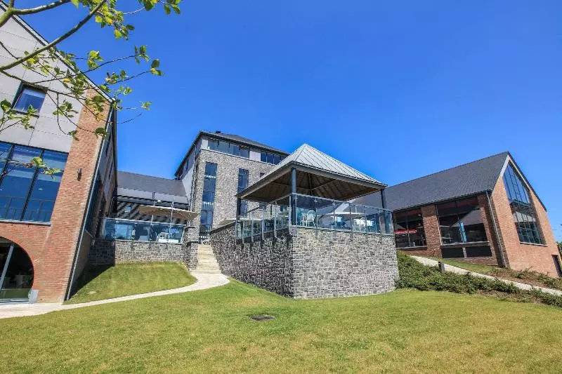 هتل Azur En Ardenne