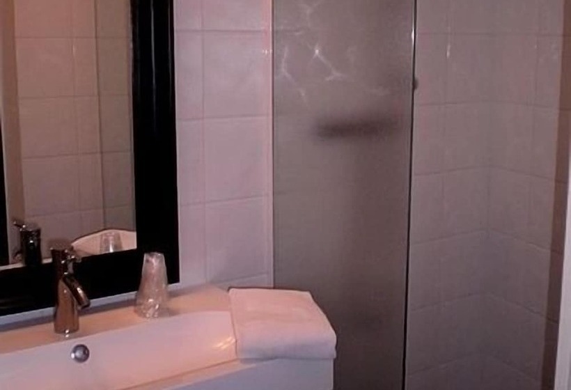 فندق Le Relais De Saint Julien