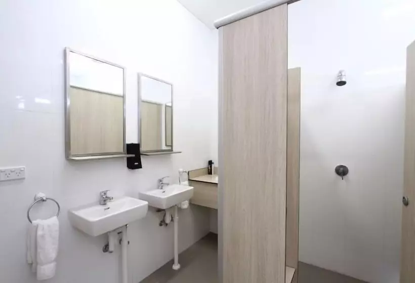 בית מלון כפרי Neutral Bay Lodge