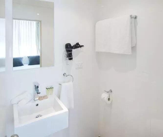 בית מלון כפרי Neutral Bay Lodge