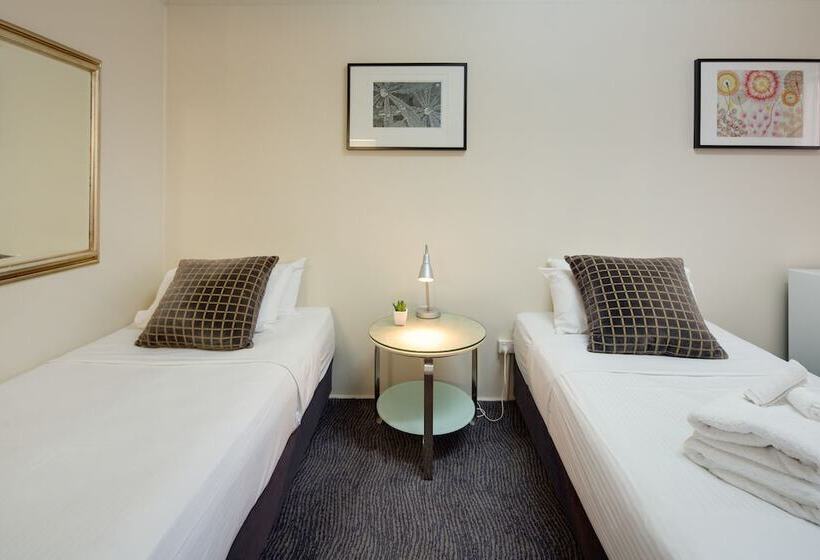 בית מלון כפרי Neutral Bay Lodge