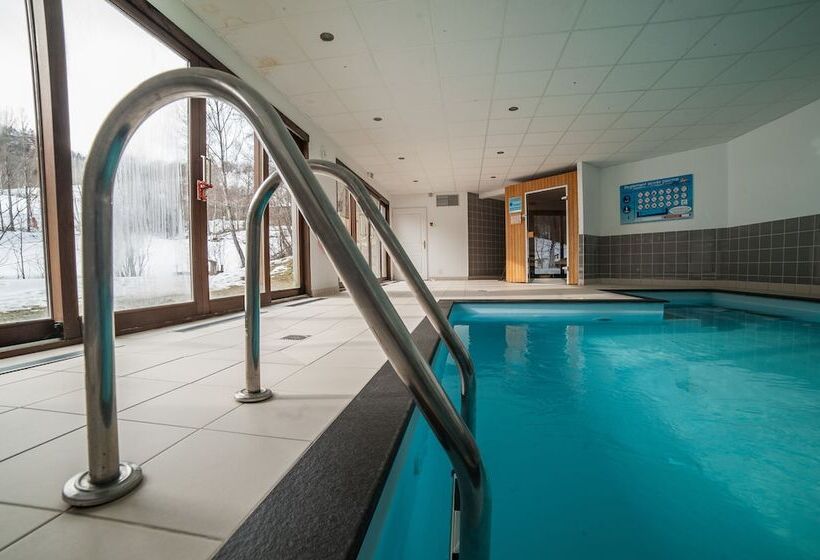 ホテル Noemys Les Terrasses De La Toussuire