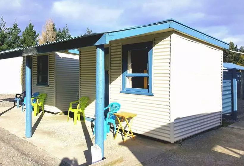 هتل North South Holiday Park