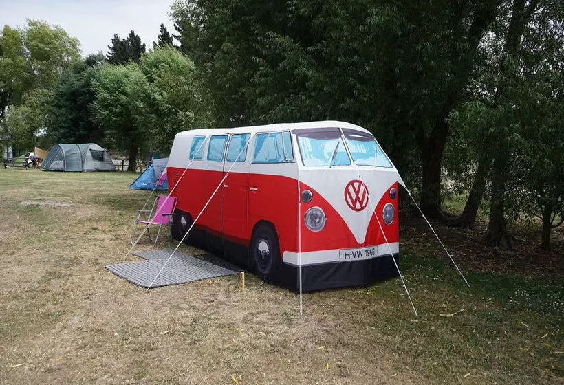 هتل North South Holiday Park