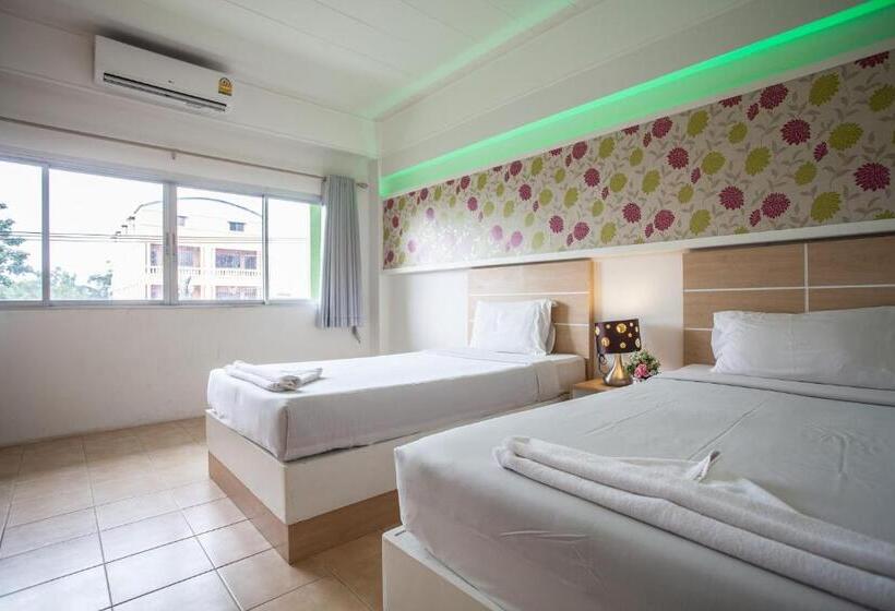 فندق The Greenery