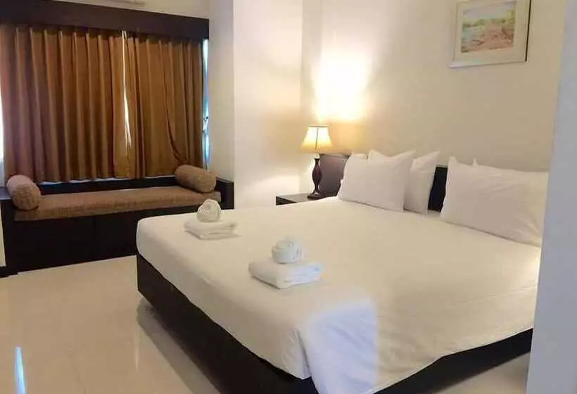 هتل The White Pearl