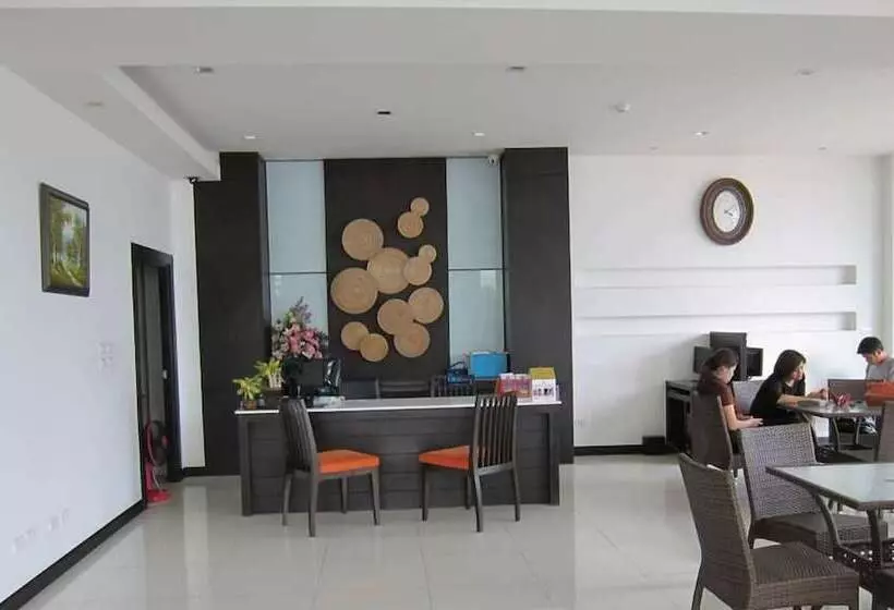 هتل The White Pearl