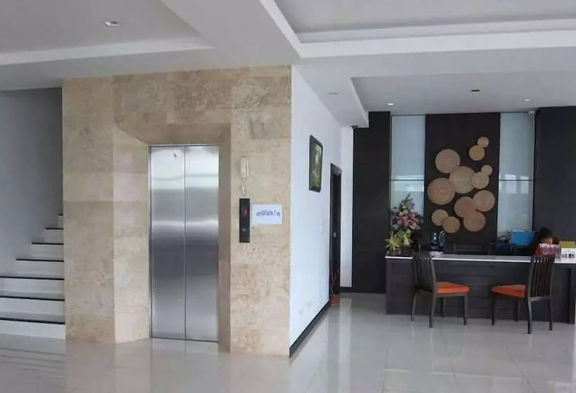 هتل The White Pearl