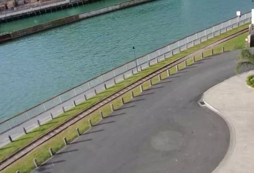 Marinaview Apartments