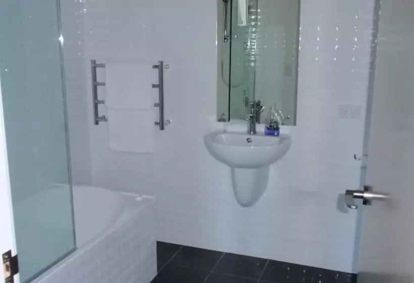 Marinaview Apartments