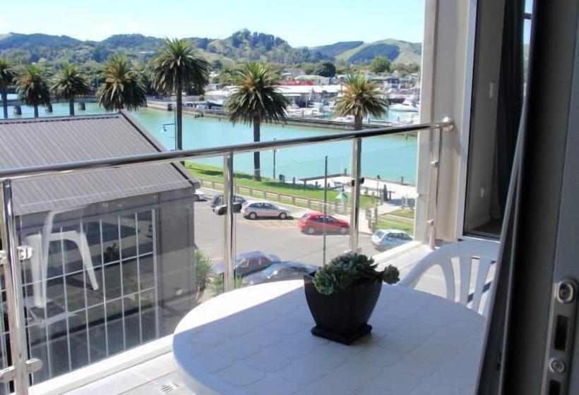 Marinaview Apartments