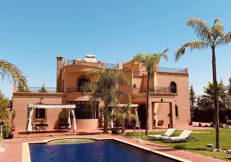 بنسيون Dar Biona