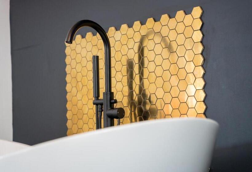 ペンション The Briers Country House