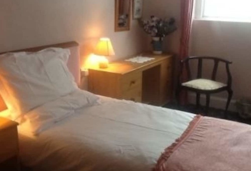 펜션 The Burlington Guest House & Restaurant