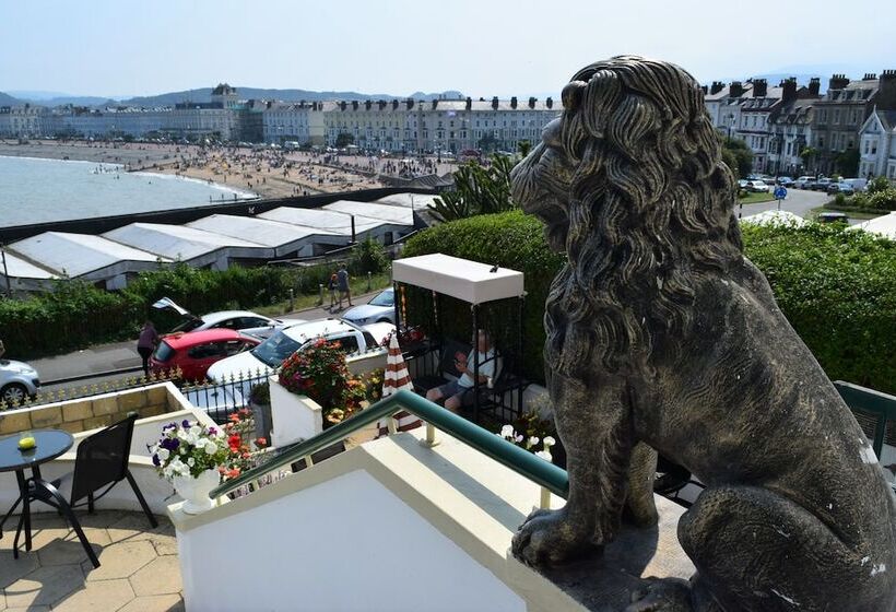 膳宿费 The View Guest House