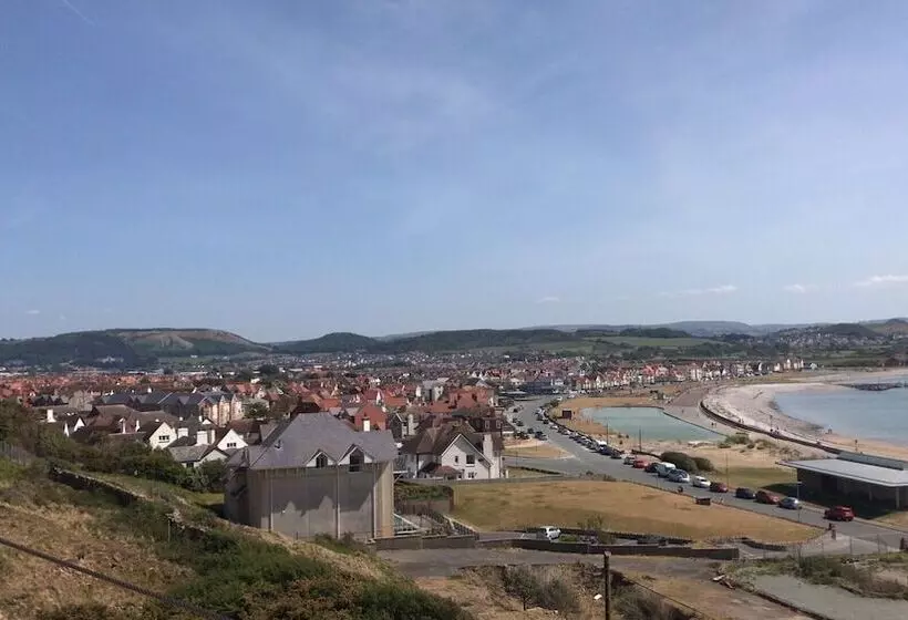 펜션 The View Guest House